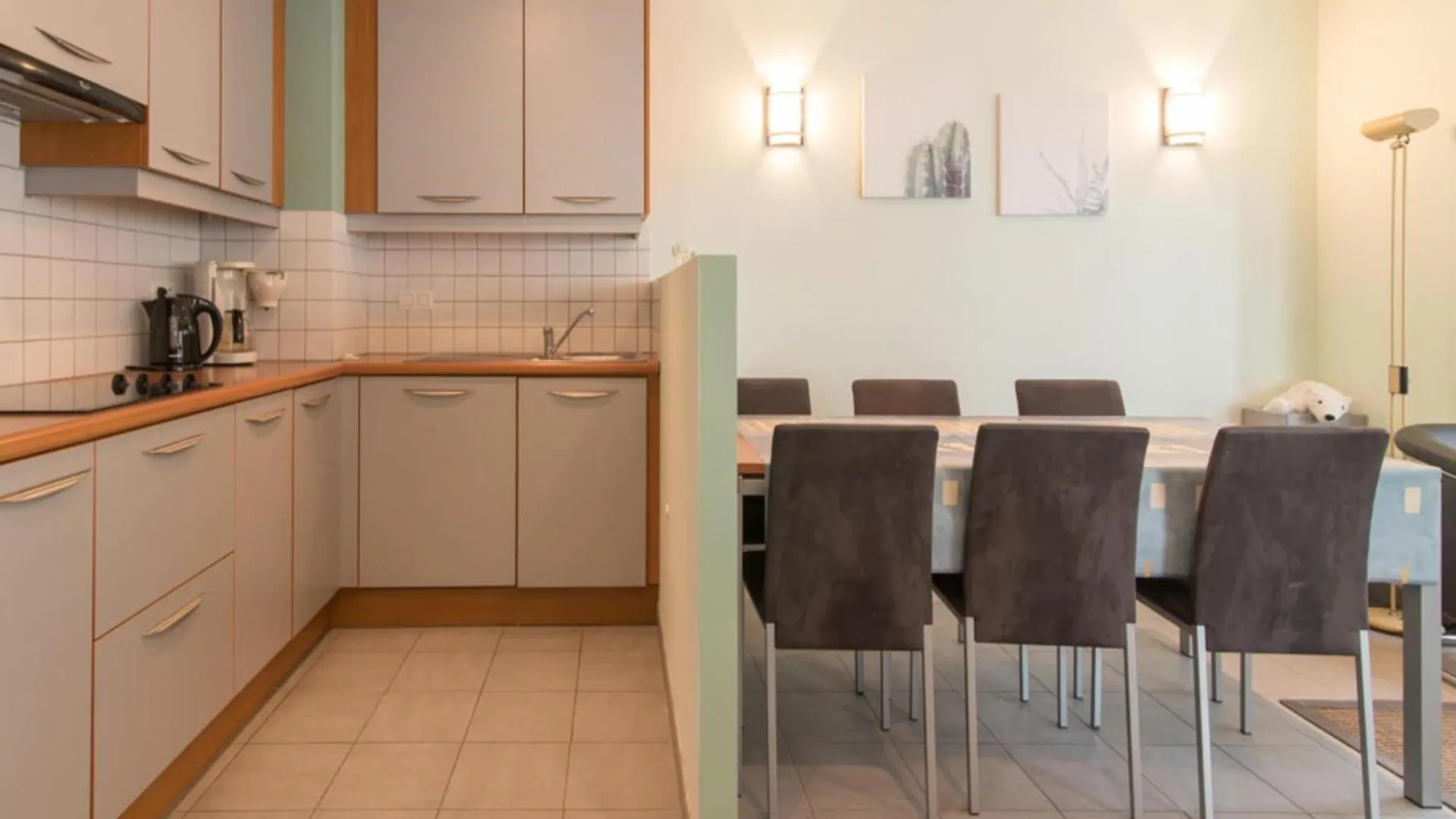 Pretty Apartment With Balcony Ostend