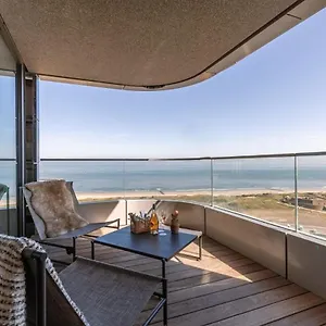 Huswell - Stunning With Breathtaking Views Oostende